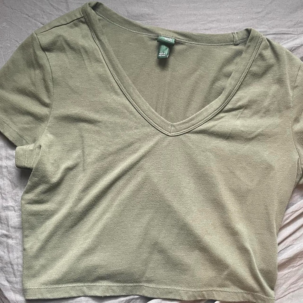 Green & Black Tshirt Crop Tops